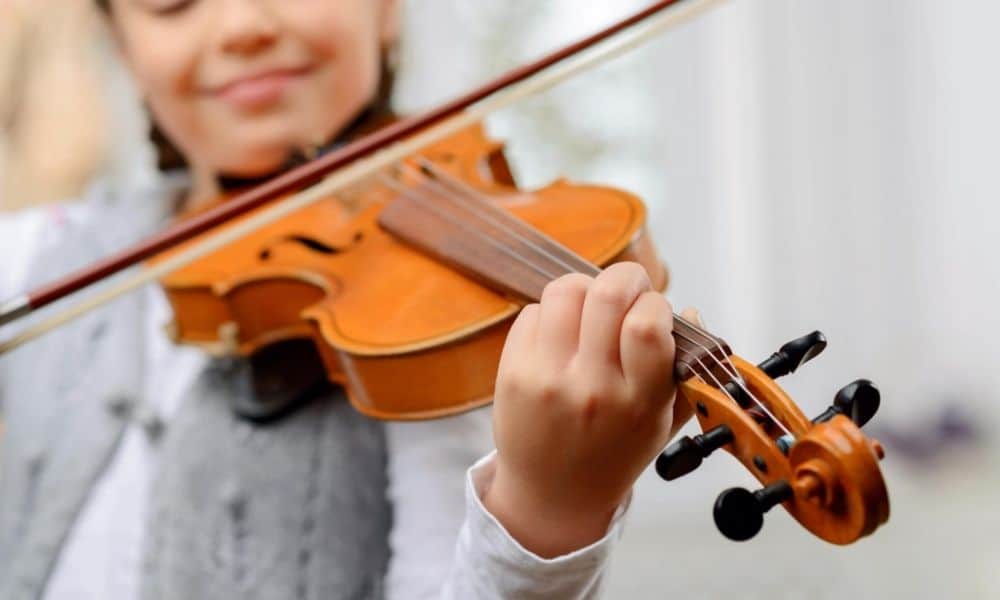 Crafting Harmonies: Discovering the Best Violin Classes Near You